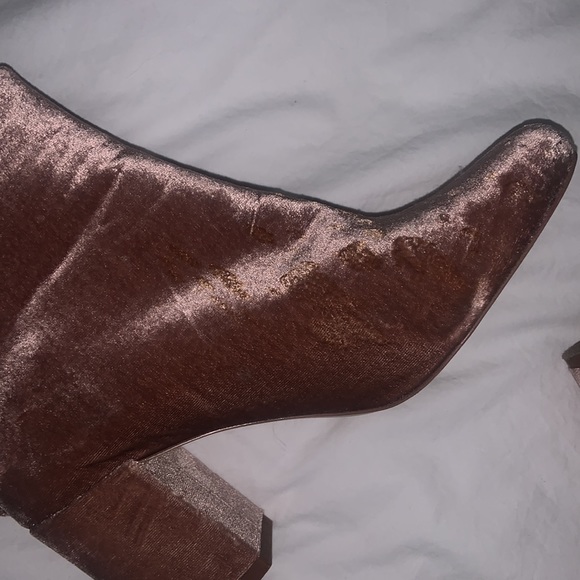 Zara Crushed Velvet Booties - Picture 12 of 13